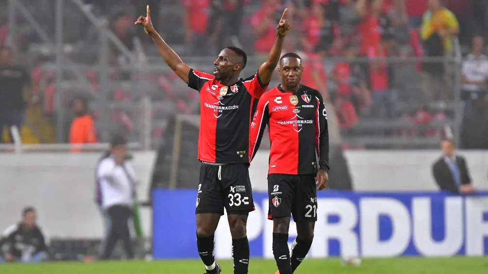 Julián Quiñones fue el hombre fundamental de la delantera