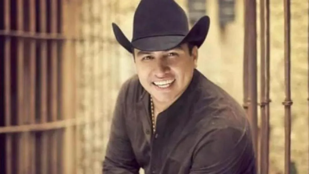 El cantante había sido acusado de &quot;prestanombres&quot;