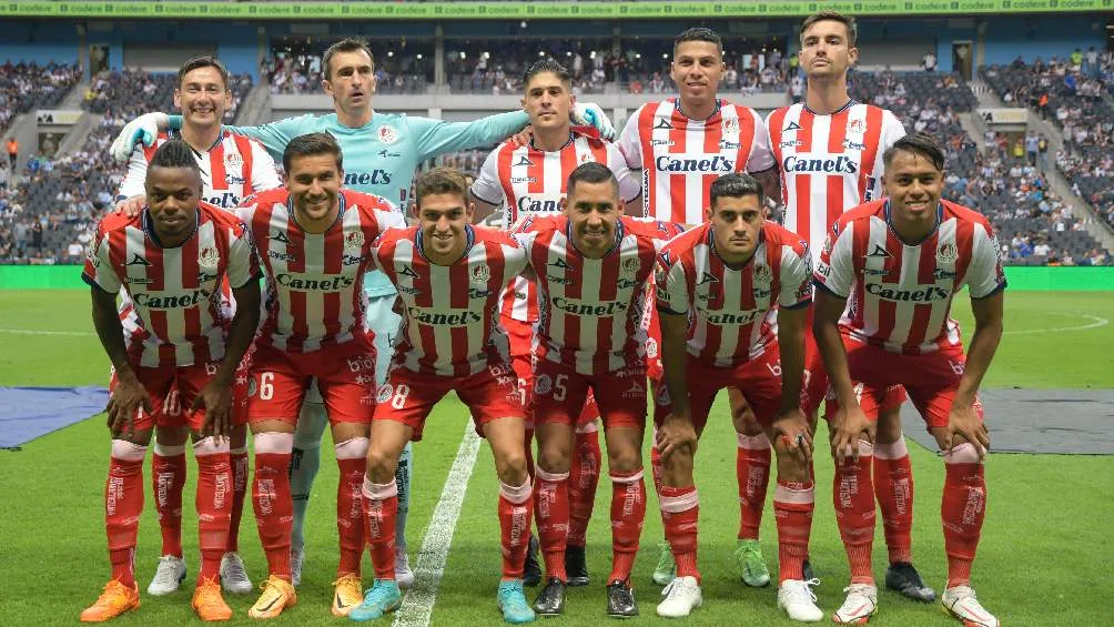 Atlético San Luis previo a disputar partido en la Liga MX