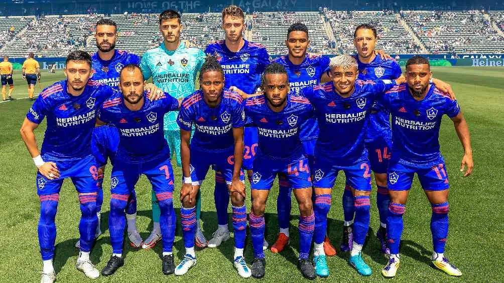 Jugadores de LA Galaxy previo al partido ante Austin