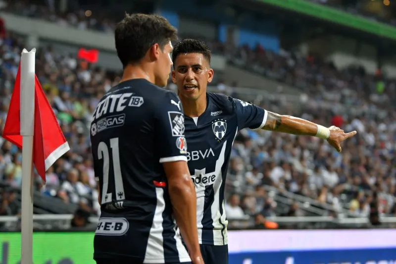 Maximiliano Meza en el partido de repechaje