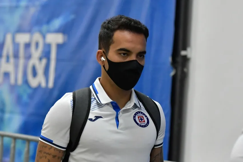 Aldrete en un partido de Cruz Azul