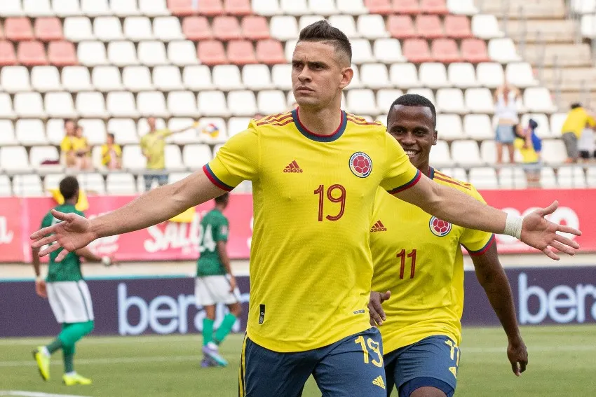 Borré celebrando su gol vs Arabia Saudita