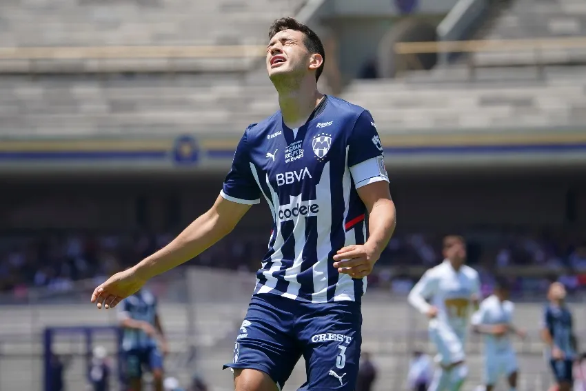 IMAGO 7 Montes en un partido de Rayados