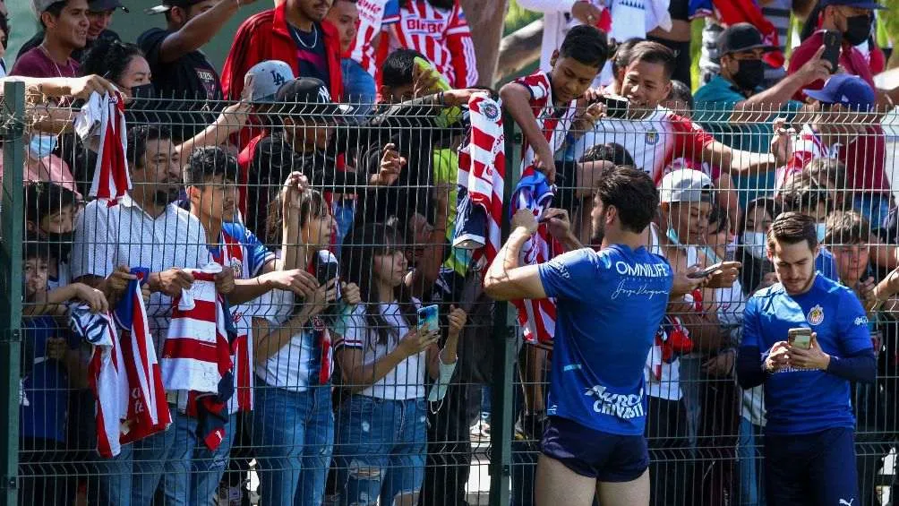 IMAGO7 El zaguero rojiblanco destaca lo importante de los aficionados