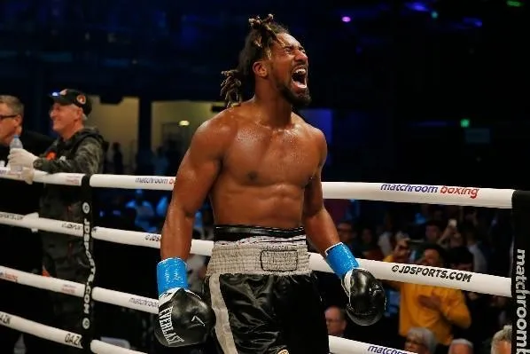 Demetrius Andrade tras ganar un combate