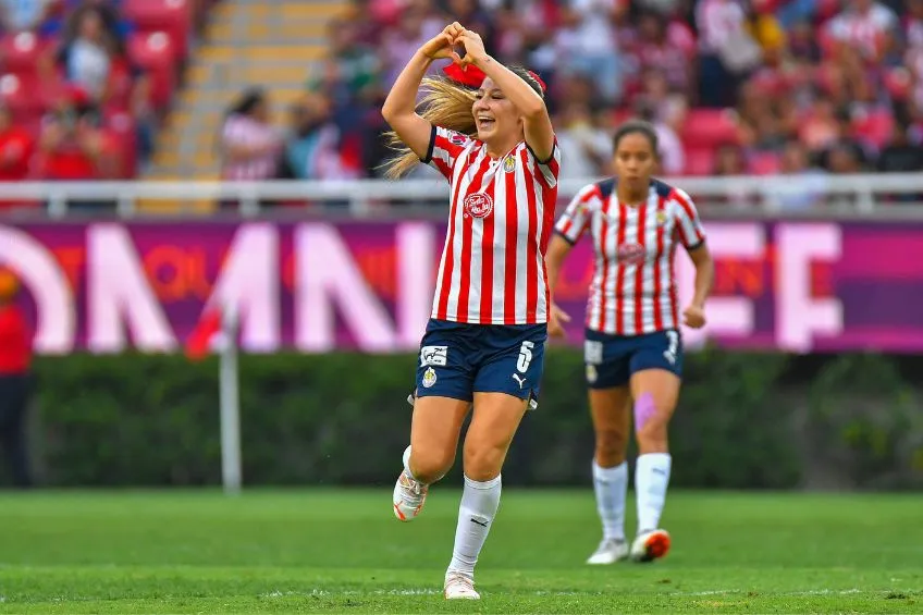 IMAGO7 Karol Bernal festejando un gol