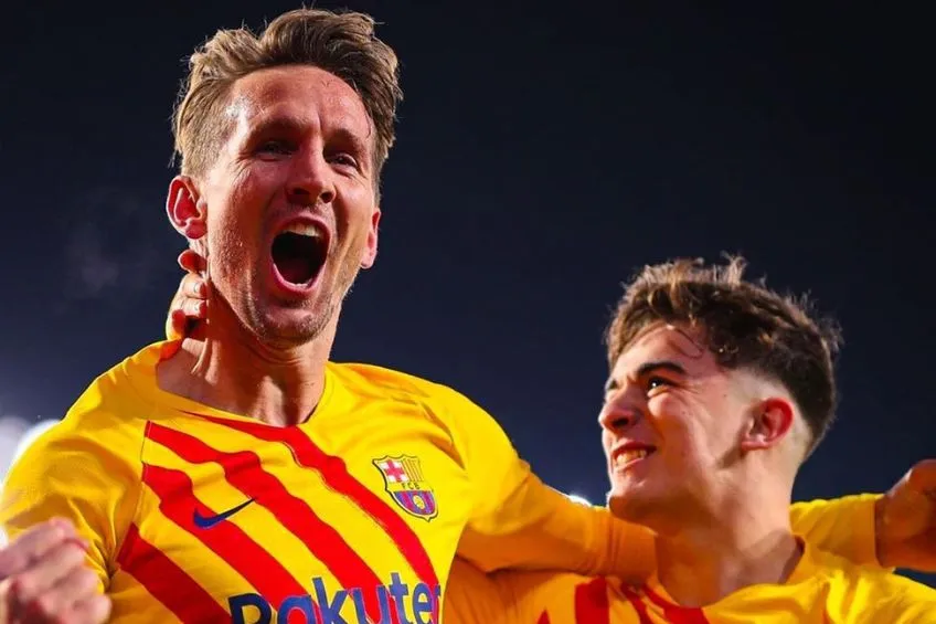 Luuk de Jong festejando un gol