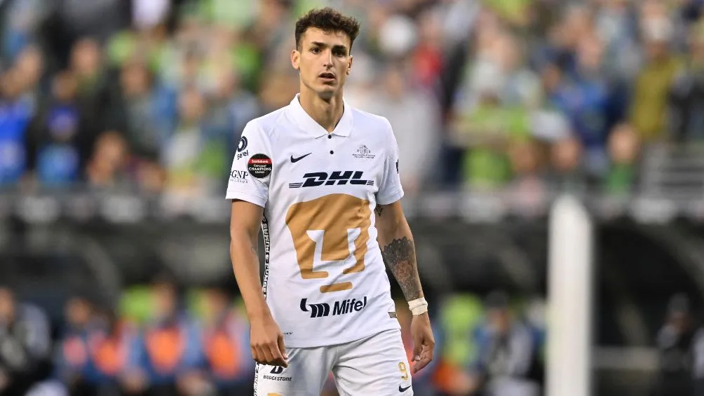 Juan Ignacio Dinenno, delantero de los Pumas