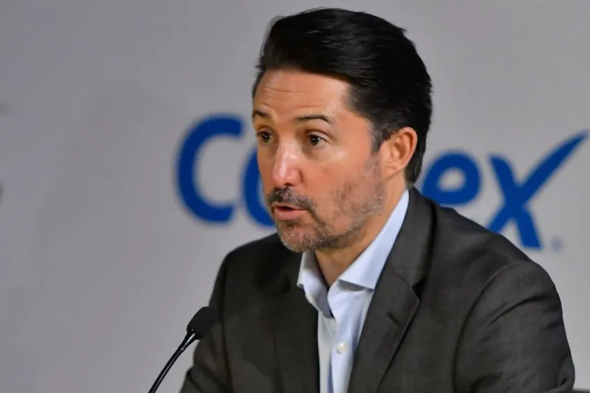 Yon de Luisa en conferencia de prensa