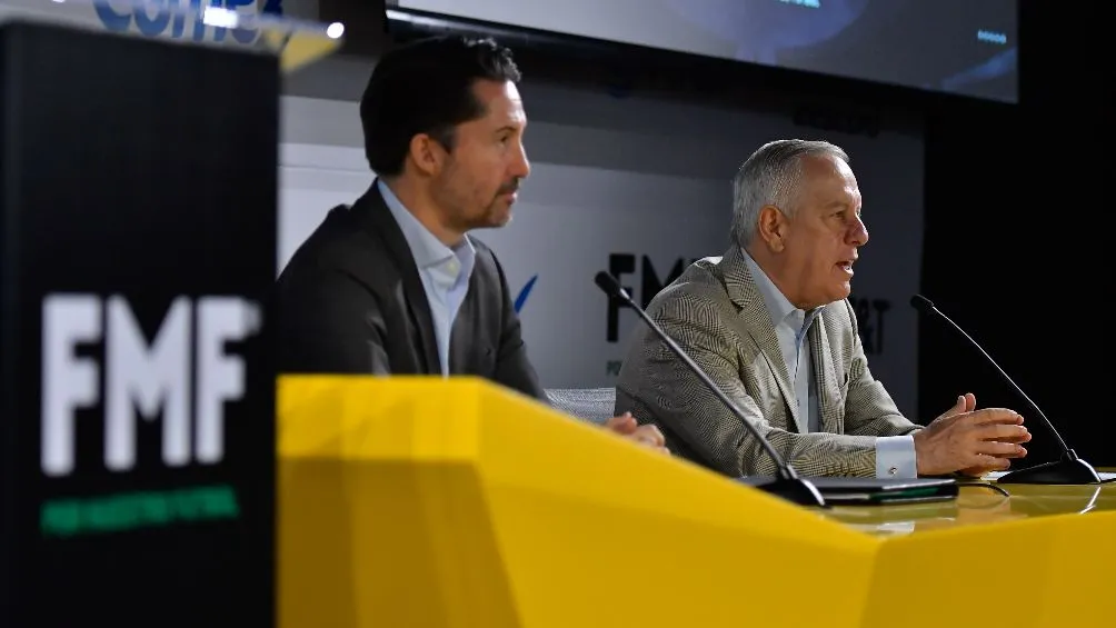 Dejó su puesto de presidente este lunes