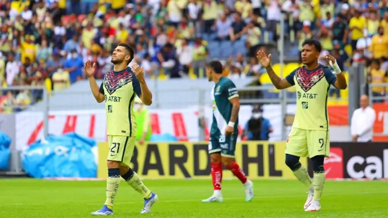IMAGO7 Jugadores de América previo a un partido