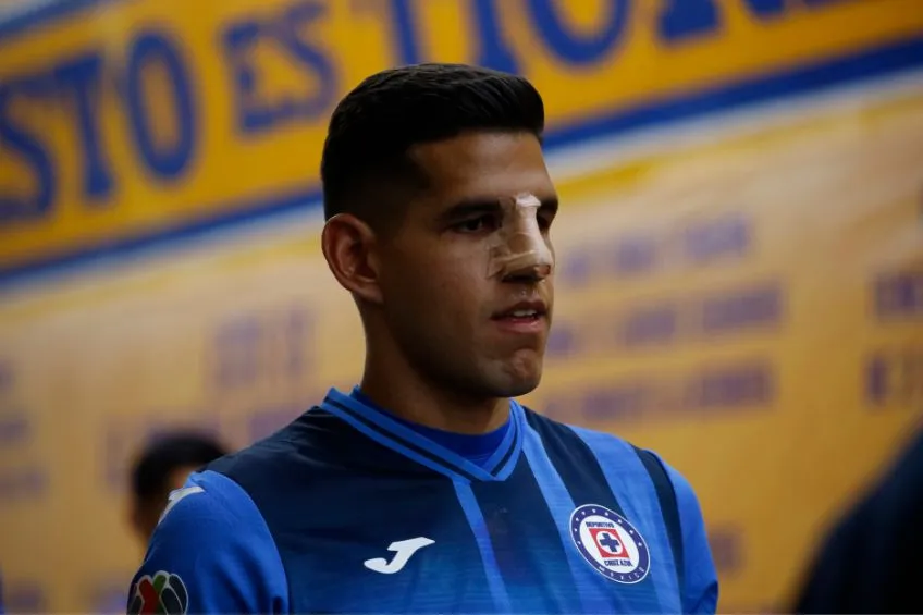 Luis Abram previo a un partido de Cruz Azul