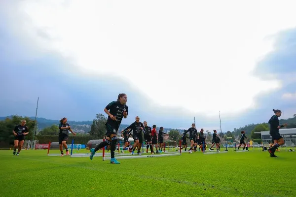 Selección Mexicana Femenil durante entrenamiento