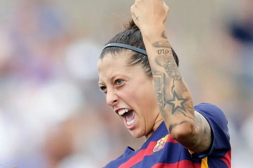 Jennifer Hermoso festejando un gol