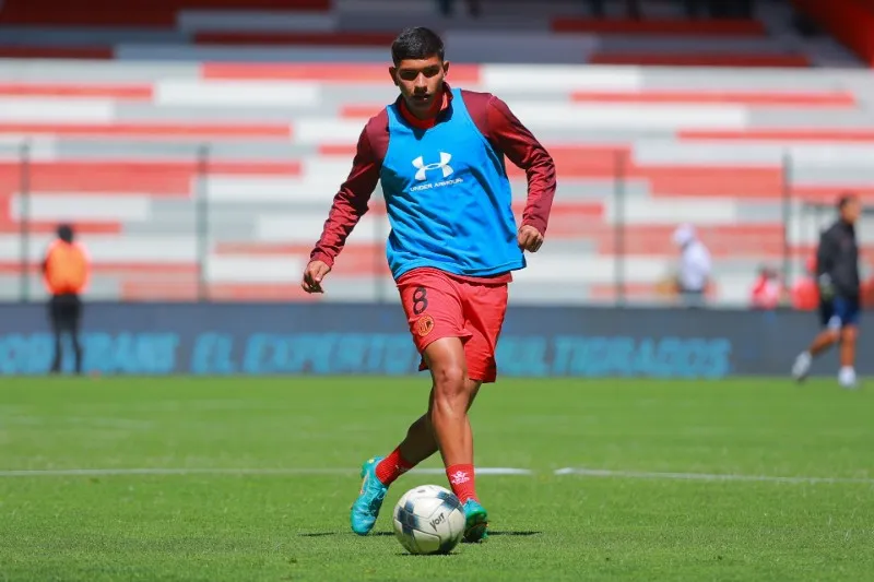 Kevin Castañeda en entrenamiento con Toluca