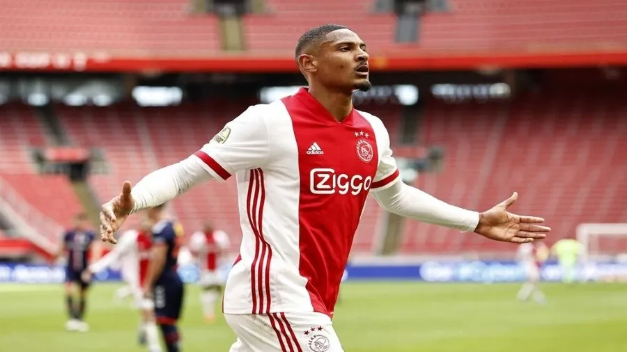 Sebastien Haller será el reemplazo de Haaland