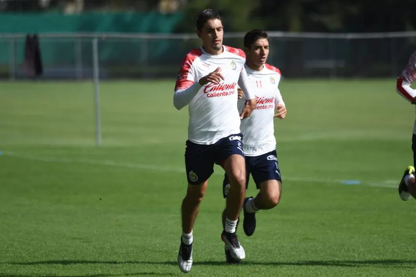 IMAGO7 Josecarlos Van Rankin entrenando con Chivas