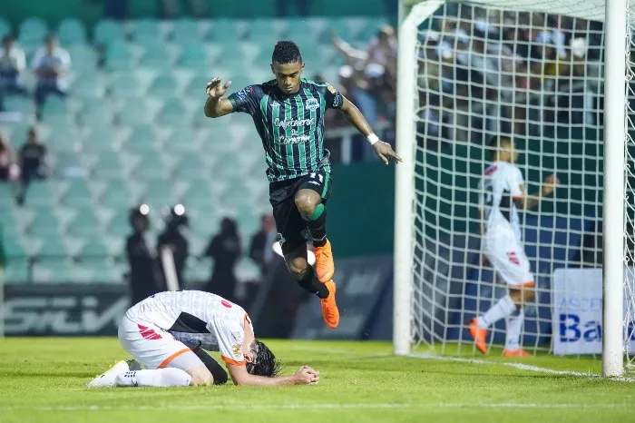 Yoel Bárcenas como jugador de Cafetaleros