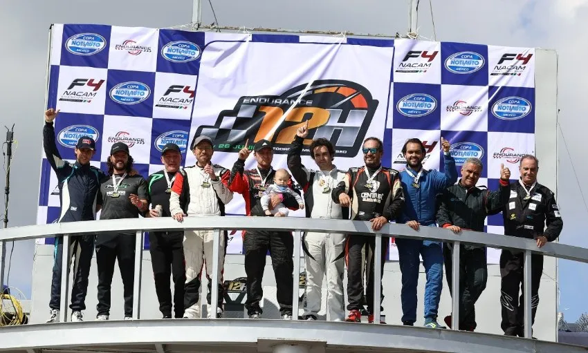 Podio del Endurance 12
