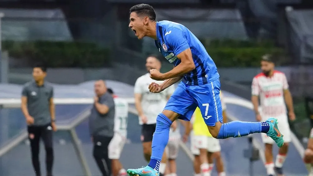 El mexicano se sorprendió de la salida de Reynoso