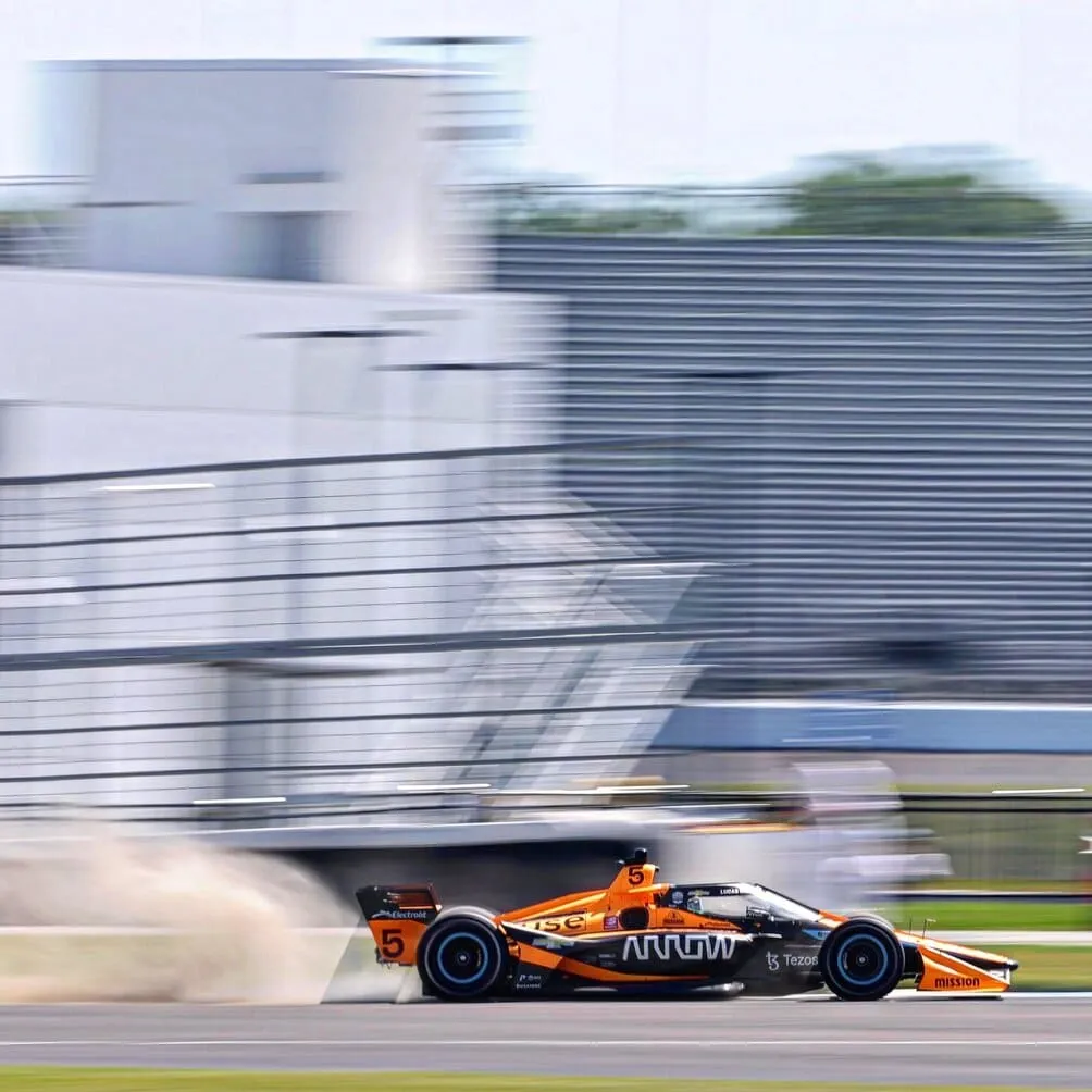 Patricio O'ward en carrera