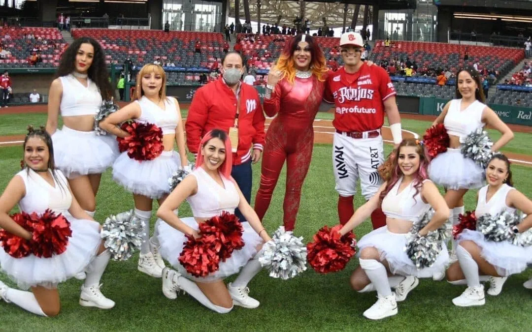 Miss Diamond fue la invitada de honor en el Alfrdo Harp Helú