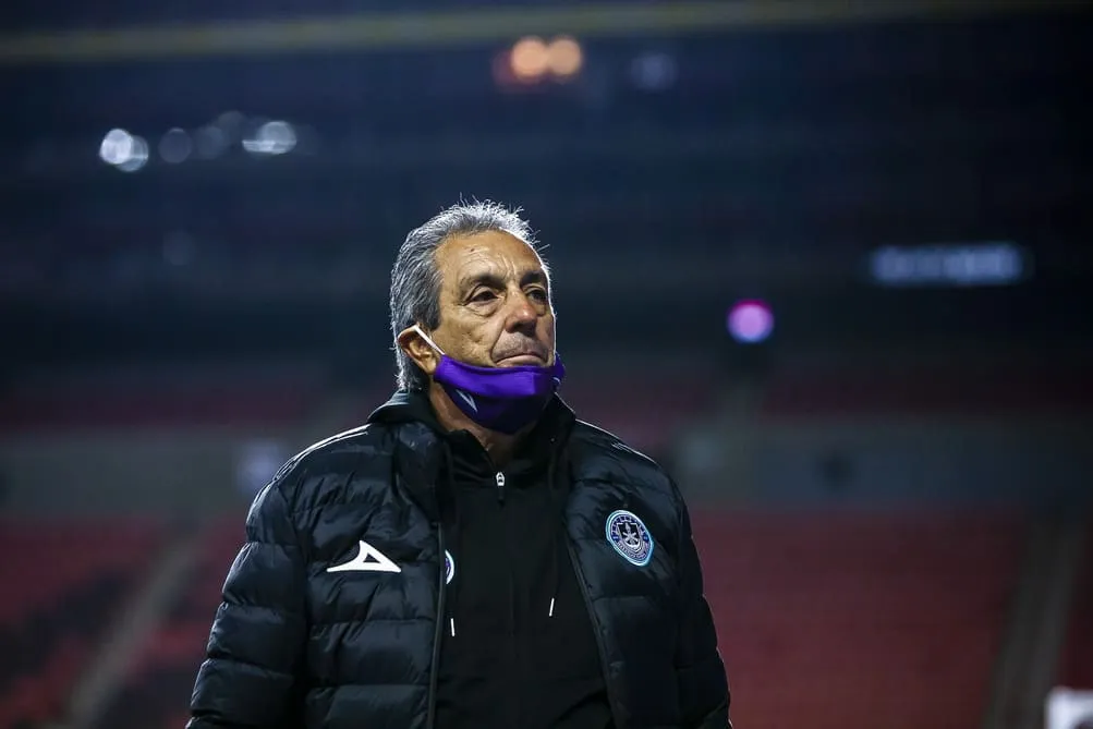 Tomás Boy en sus últimos partidos como DT