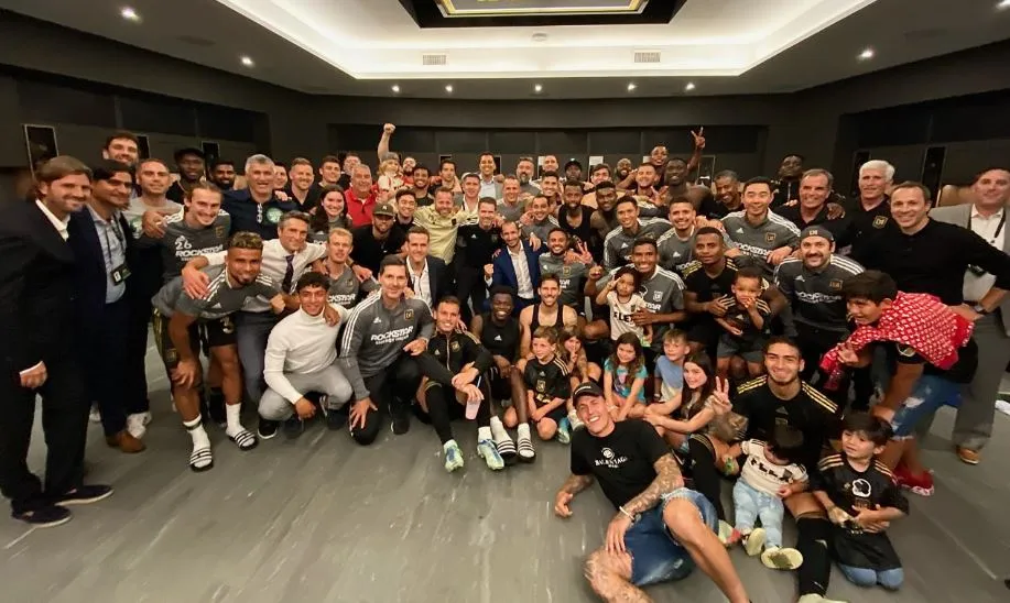 Integrantes del LAFC en festejo