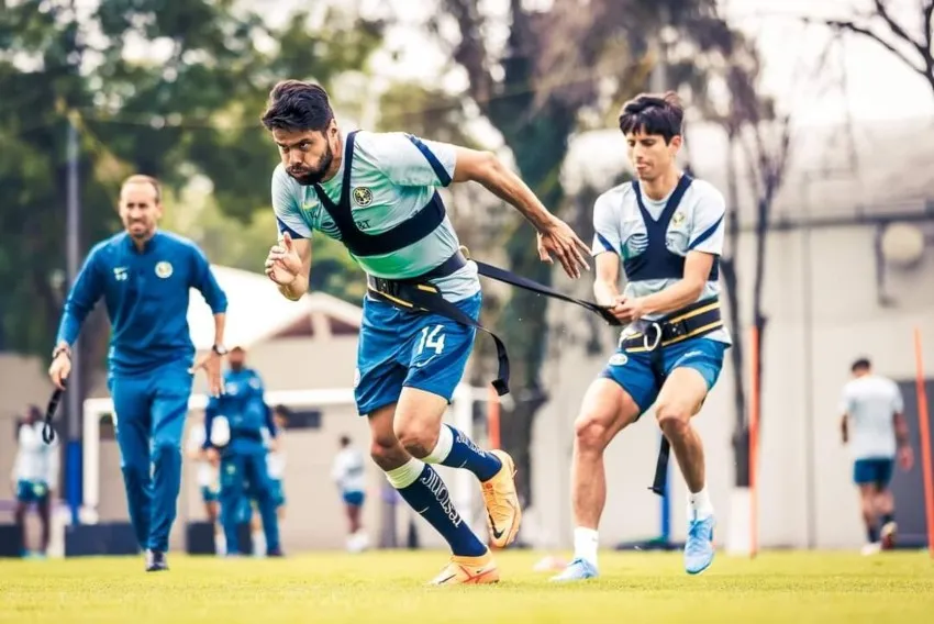 Damm y Araujo en un entrenamiento de América