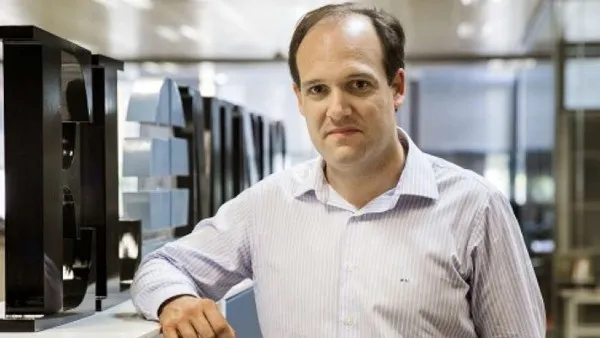 ESPECIAL Esteban Urreiztieta, subdirector de 'El Mundo'