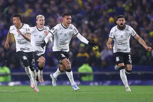 EFE Jugadores de Cortinthians en festejo