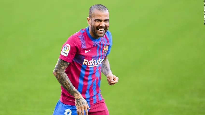 Dani Alves en su regreso a Barcelona