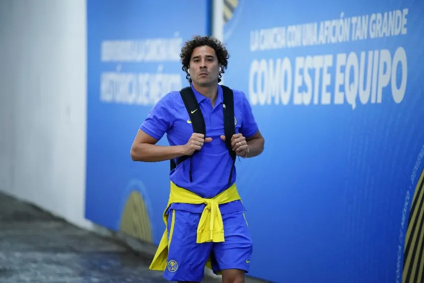 Memo Ochoa previo a un partido de América