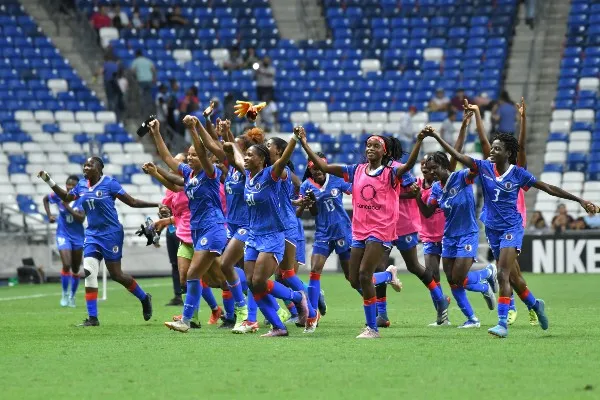 Haití celebra ante el Tri