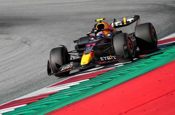 Checo Pérez con Red Bull en el GP de Austria