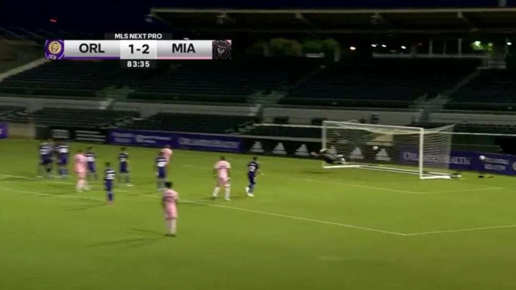 El arquero no pudo evitar la caída de su valla