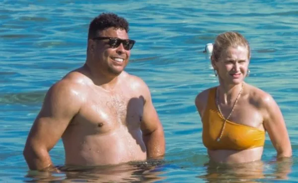 ESPECIAL Ronaldo Nazario y Celina Locks en Ibiza