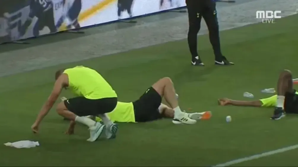 ESPECIAL Harry Kane vomitó a un costado del campo de entrenamiento