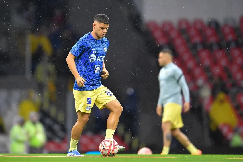 Richard Sánchez previo a un partido del América