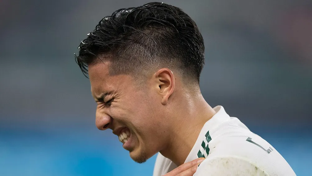 IMAGO7 Carlos Salcedo en lamento con el Tri