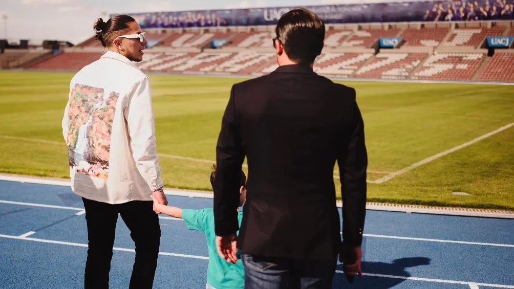 Salcedo visitó el estadio Olímpico Benito Juárez