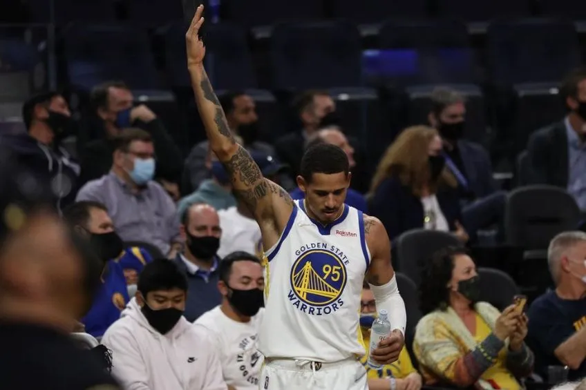 Juan Toscano en un partido de Golden State Warriors