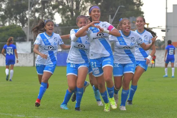IMAGO7 Puebla Femenil festeja anotación