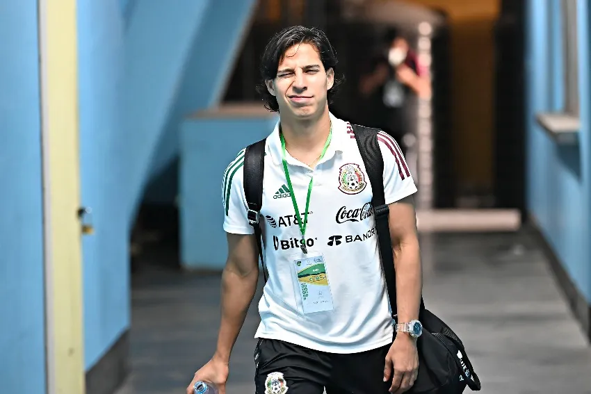 Diego Lainez previo a un juego de México