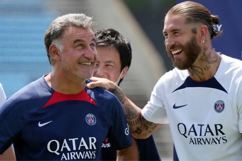 Sergio Ramos y Christophe Galtier durante un entrenamiento