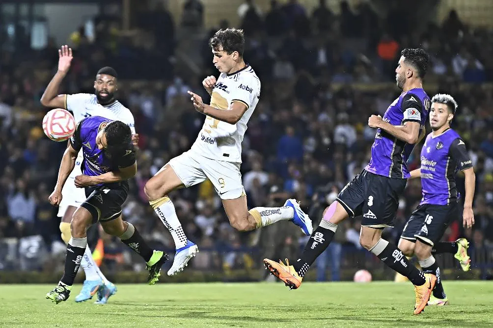 Caballero consideró que Dinneno sacó la pelota a saque de meta