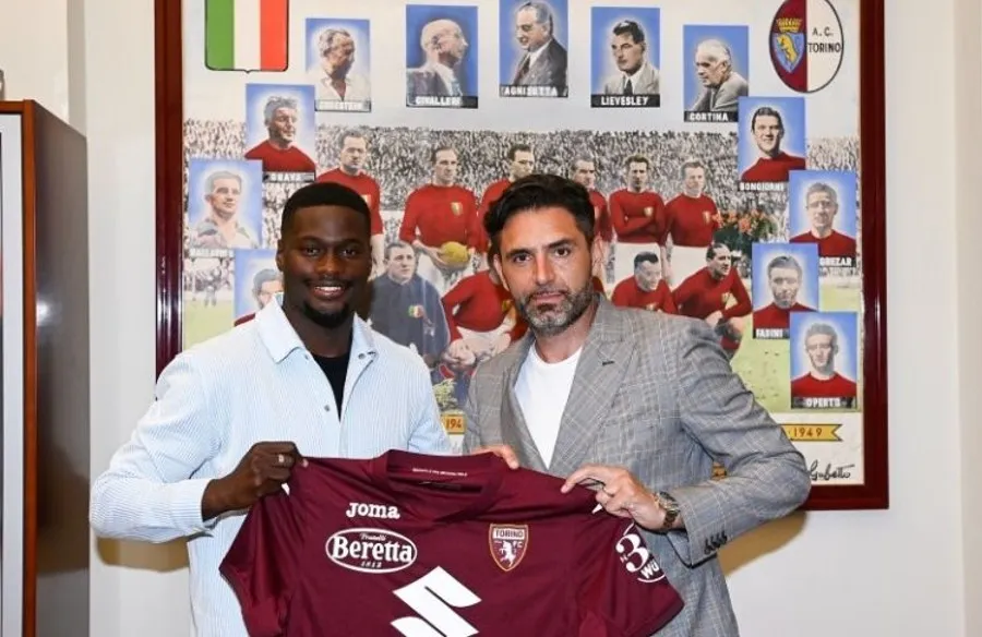 Davide Vagnati en presetnación de jugador