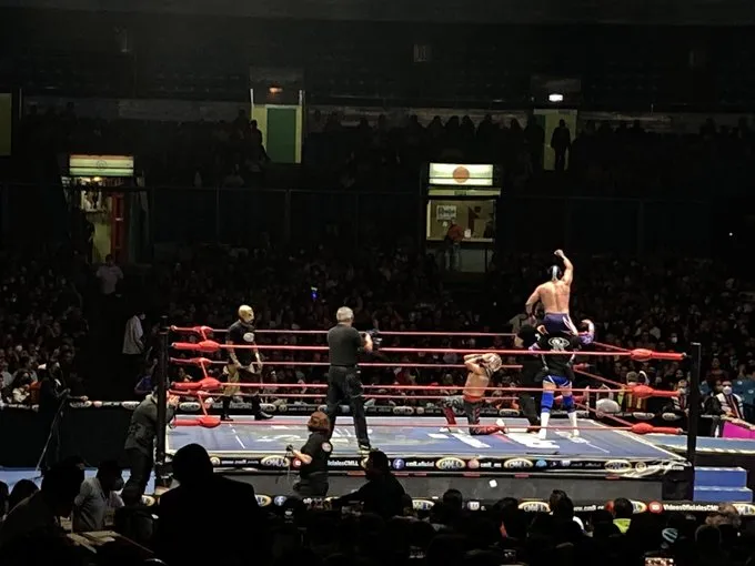 Arena México en la velada de Pequeño Olímpico vs Último Dragoncito