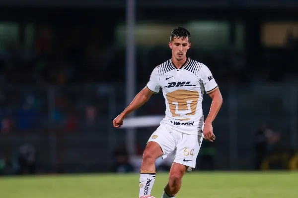 MEXSPORT Pablo Bennevendo en el más reciente partido de Pumas